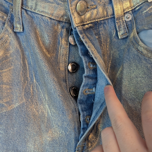 Universal Thread High-Rise Curved Leg Jeans - Gold Wash 8 - Picture 4 of 8